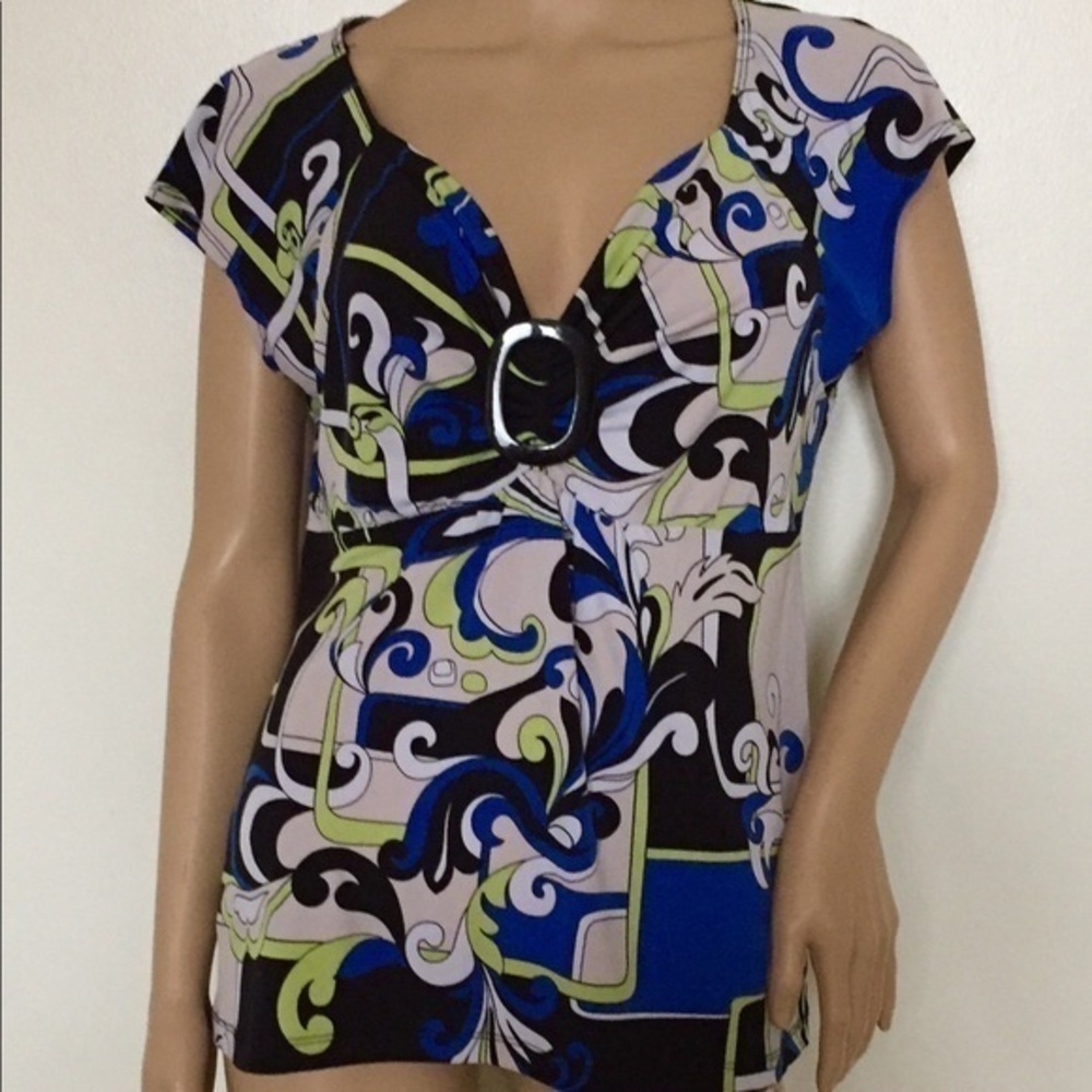 Cato women’s top size M stretch V-Neck